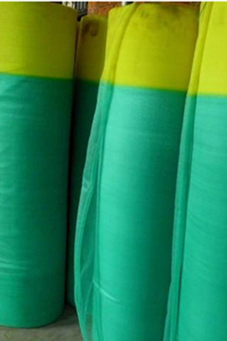 绿色带黄色建筑安全网布