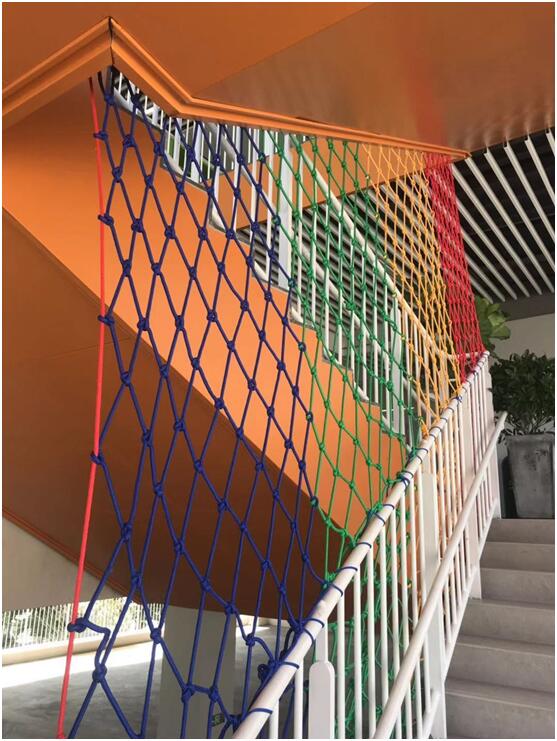 幼儿园楼梯安全防护网